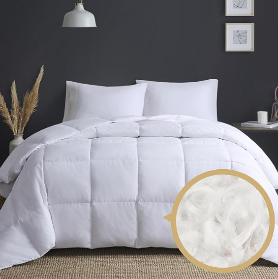 TRUE NORTH Down Blend Comforter  CAL KING