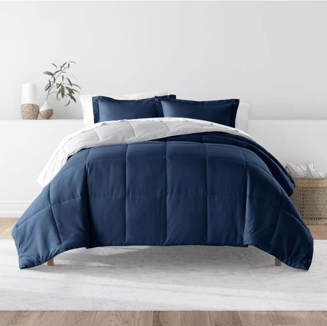 Everday Living TWIN/TWIN XL Reversible Down Alternative Comforter - Navy/White