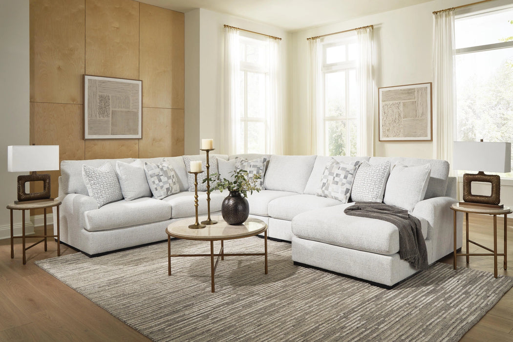 Misty-Lakes Sectional with Chaise