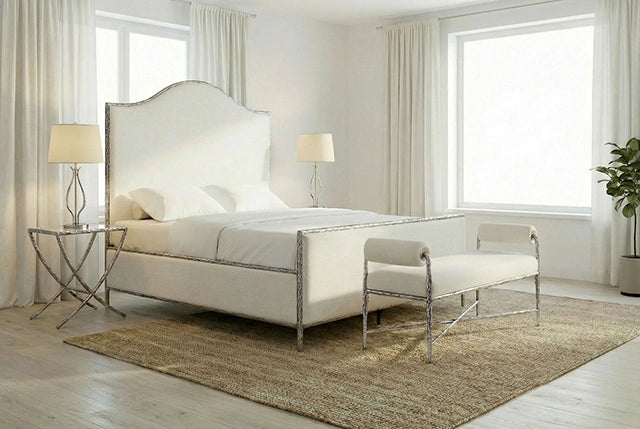 Vilna E.King Bed