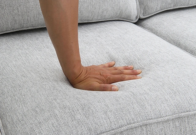 Enea Loveseat