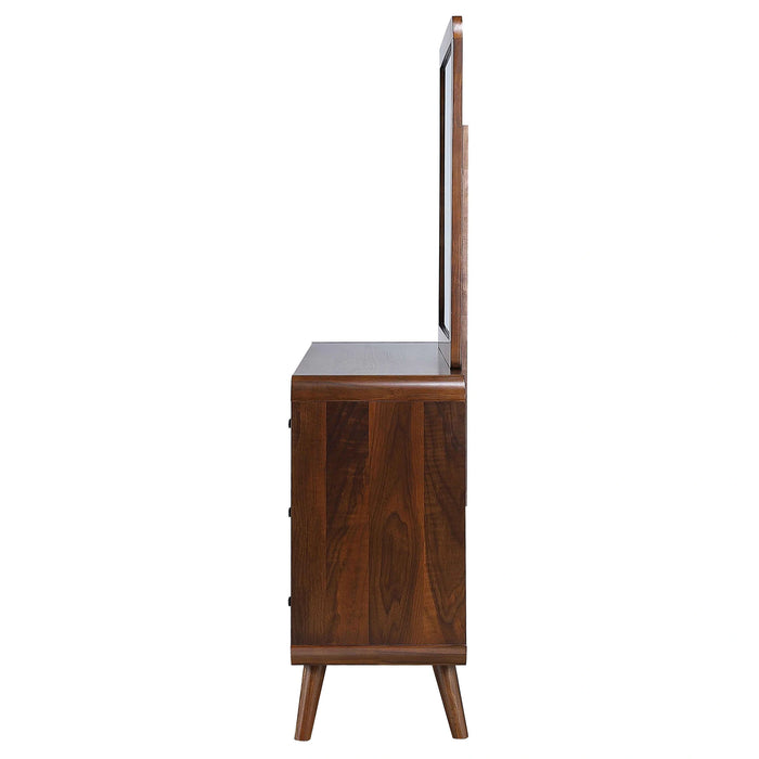 Robyn Dresser with Mirror