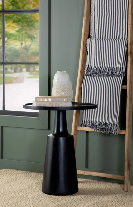 Ixia Side Table