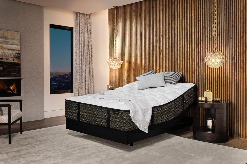 AIRELOOM CALIFORNIA DESIGN HANDMADE  KING SIZE