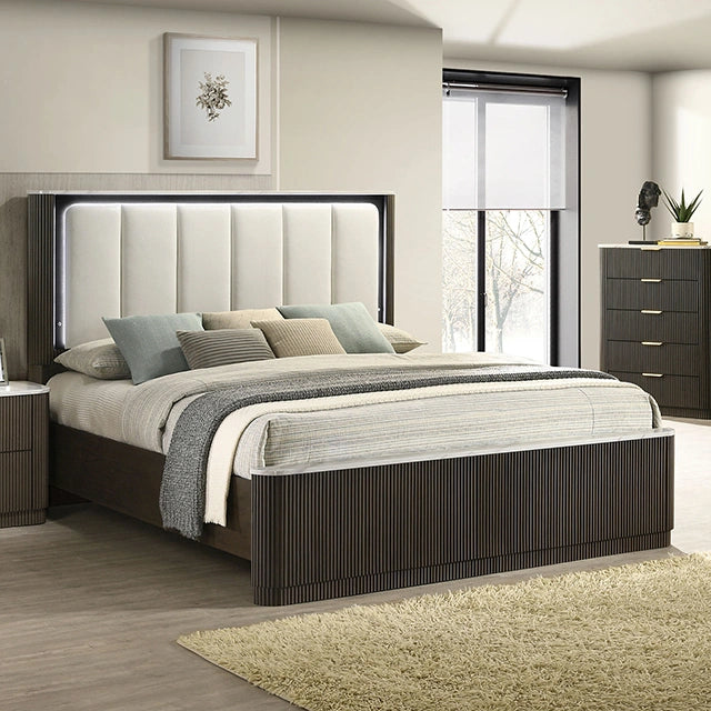 Lantrisant Queen Bed
