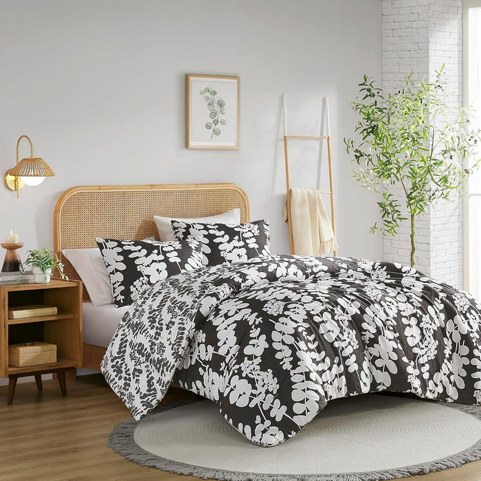 Aria Full/Queen Black 3 Piece Reversible Floral  Comforter Set